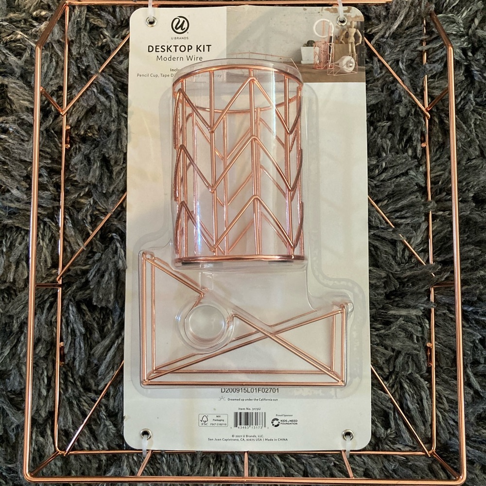 Brand New 3 Piece Desk Set- Rose Gold